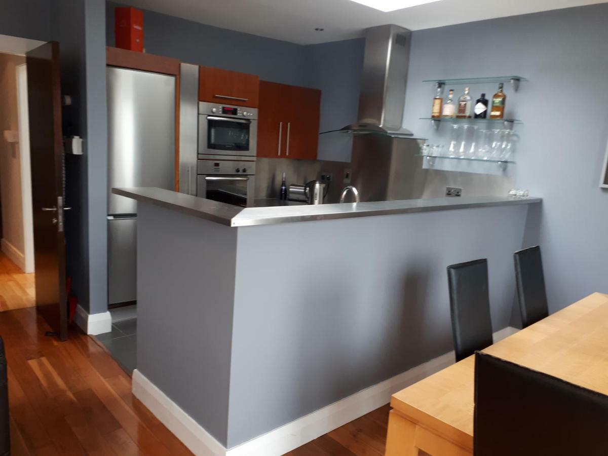 Luxurious Penthouse Apartment 1 , City Centre Килкенни Экстерьер фото